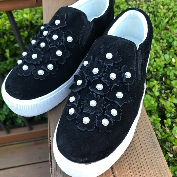 Marc Fisher Sneaker Slip On - Picture 3 of 13